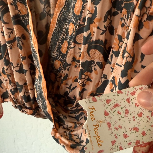 Free People|Cruisin Together Boho mixed print crop top,tribal floral long sleeve - Picture 14 of 16